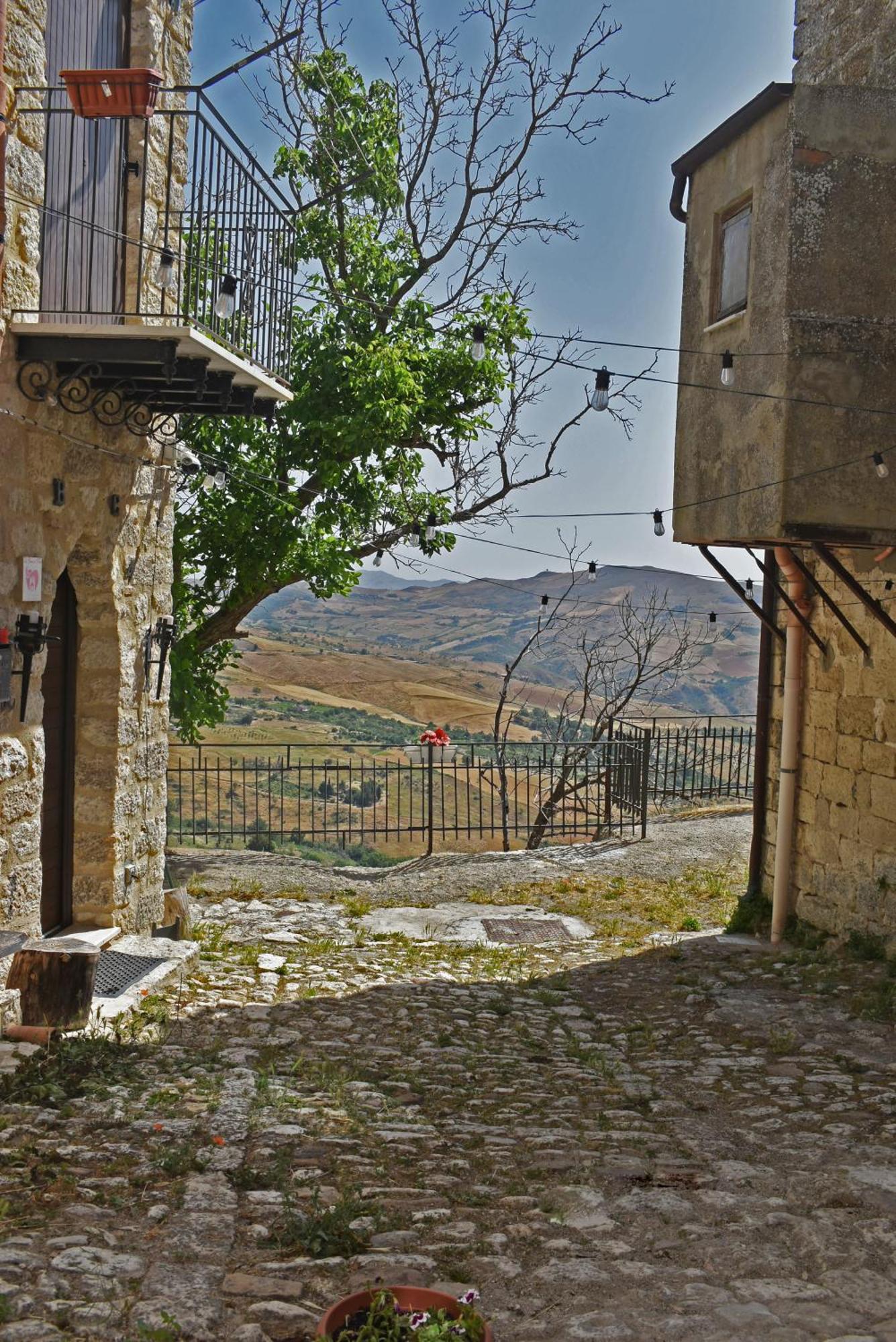 Casa Vacanze La Dimora Di Santa Barbara Petralia Soprana Kültér fotó